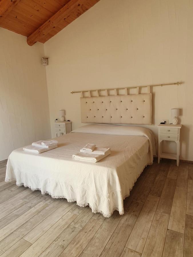 Nacchinono Bed and Breakfast Όλμπια Εξωτερικό φωτογραφία